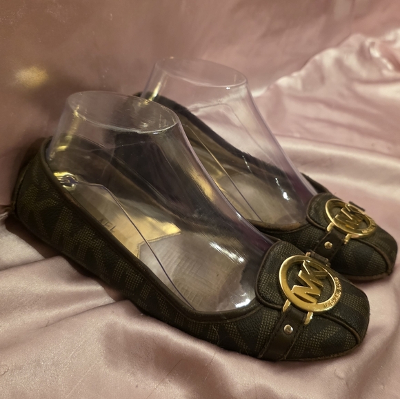 MK Fulton Ballet Flats - Picture 7 of 9